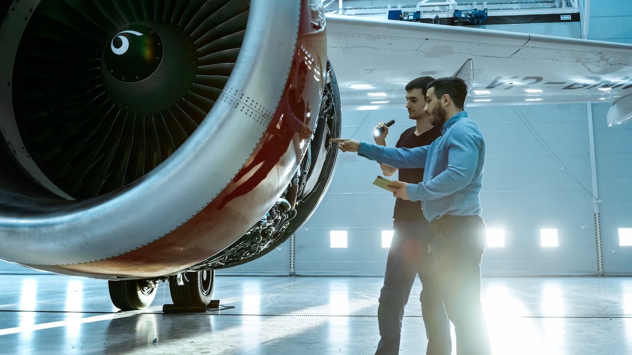 Manutenção, reparo e revisão geral (MRO)