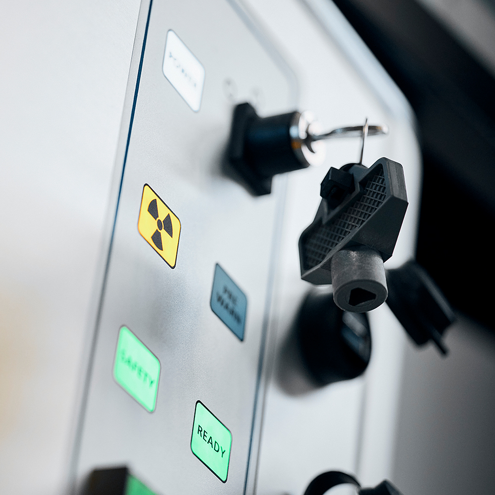 Painel de controle para detecção de defeitos por raios X 2D