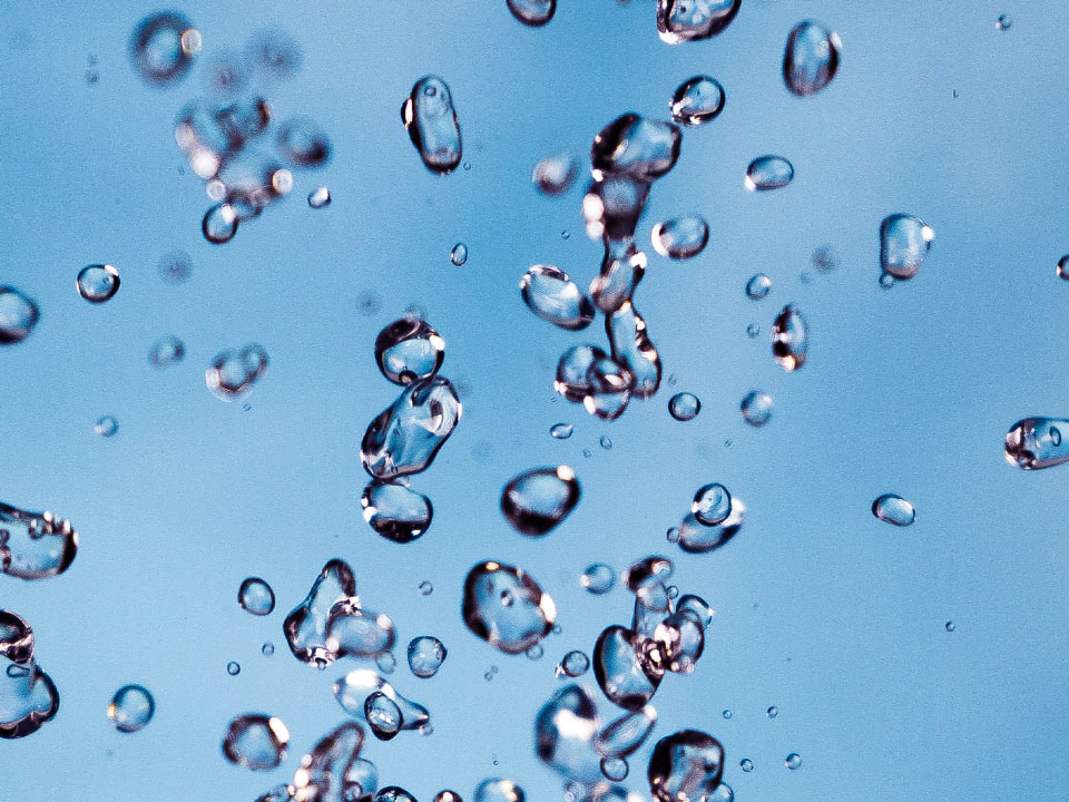 Imagem de bolhas de ar na água. 