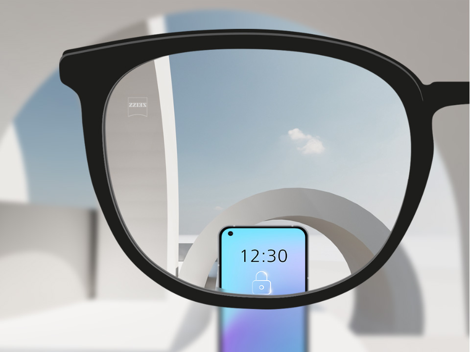 Ilustração esquemática da visão através de uma lente de visão simples ZEISS SmartLife Young mostrando uma visão nítida de objetos distantes e dispositivos digitais. 
